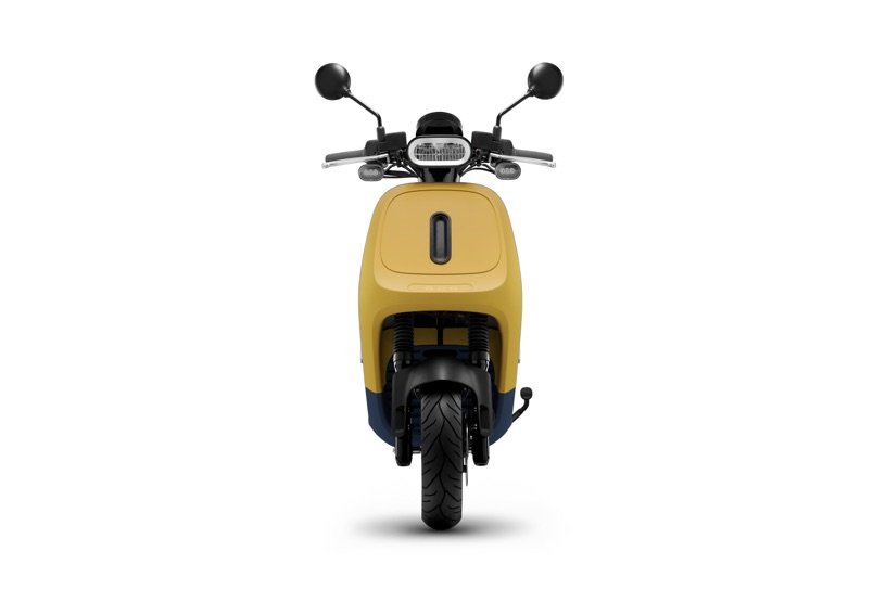 Gogoro_VivaMix_ReggaeHazel_Front_300dpi