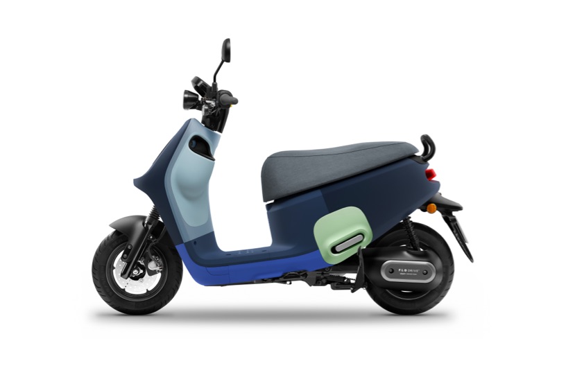 Gogoro_VivaMix_TechnoBlue_side_300dpi